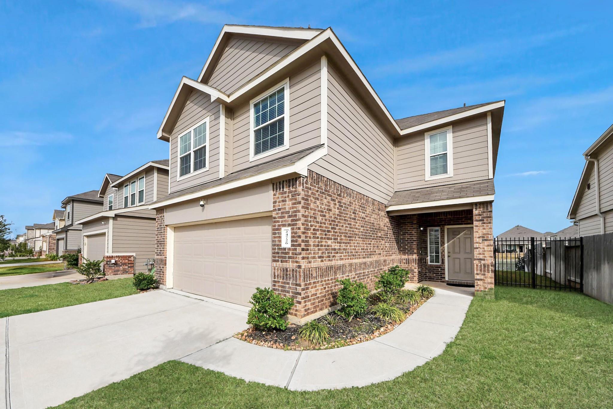 24726 Bastiani Canvas Lane