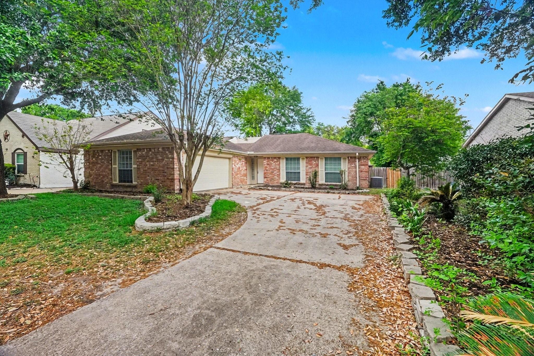 22206 Fincastle Drive