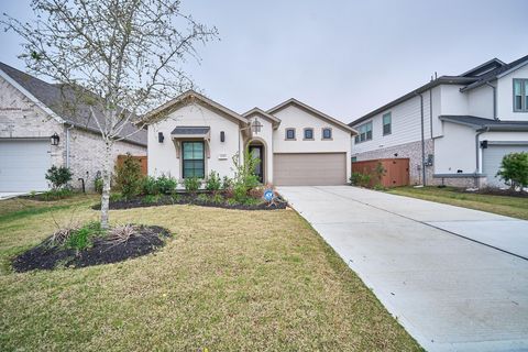 Photo of 24819 Yellow Spruce Cir, Katy, TX 77493 (MLS # 85764618)
