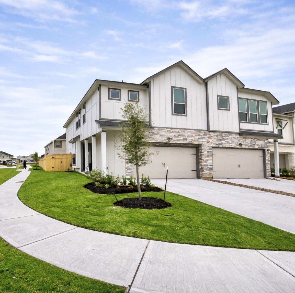 5422 Holly Haven Court