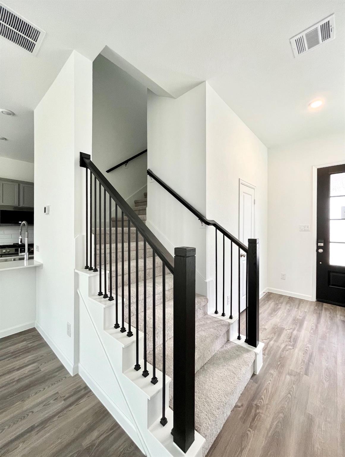 5422 Holly Haven Court
