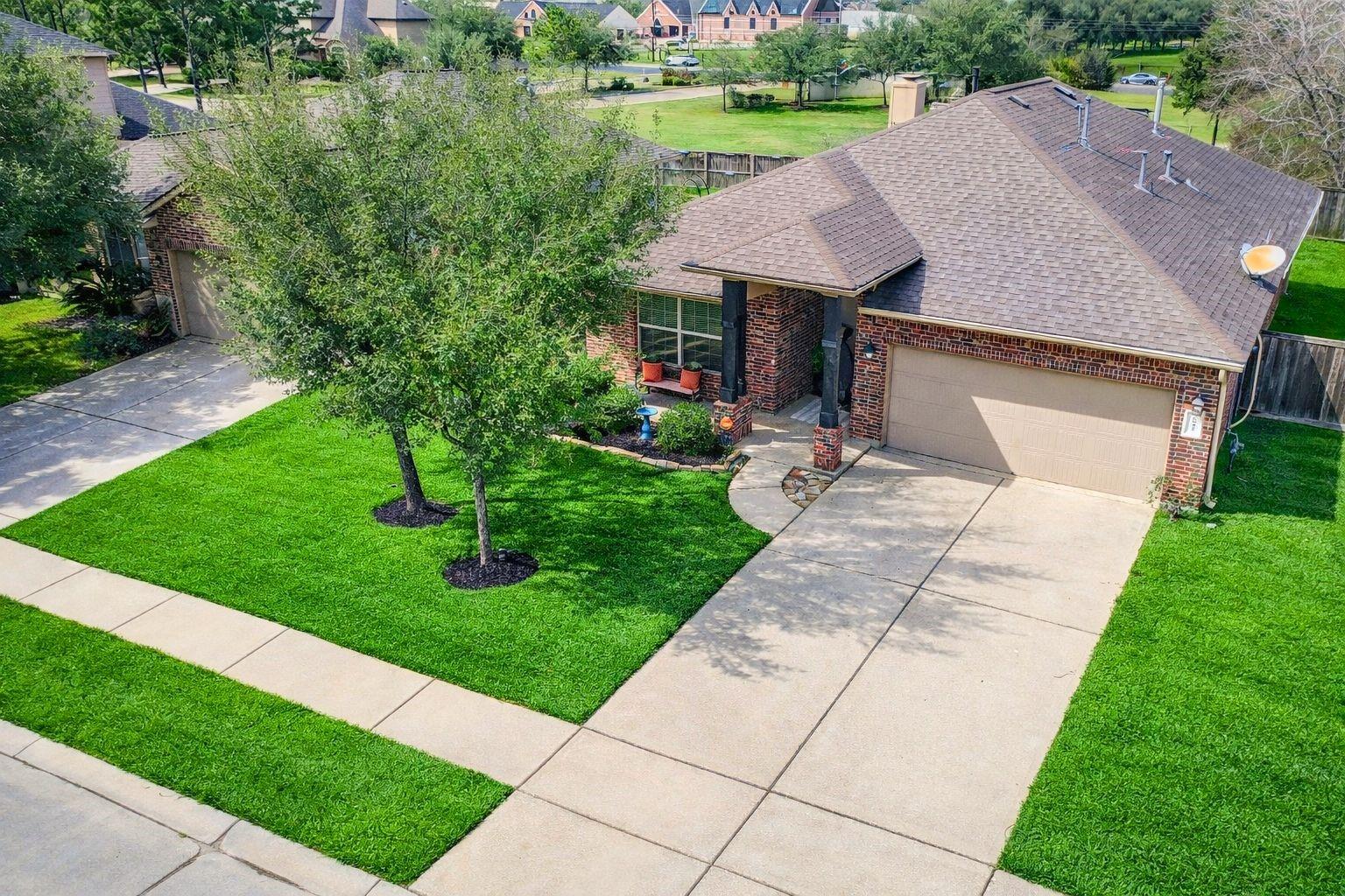 6942 Hamilton Falls Lane