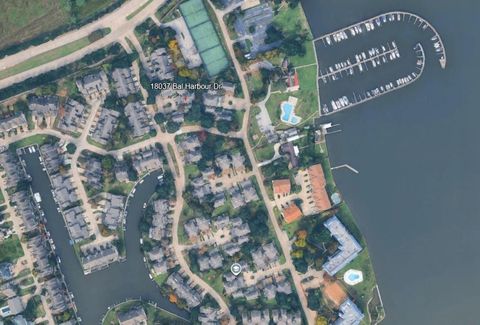 Photo of 18037 Bal Harbour Drive, Nassau Bay, TX 77058 (MLS # 94543478)