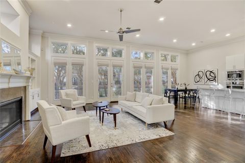 Photo of 1701 Wrenwood Lakes, Houston, TX 77043 (MLS # 18113285)