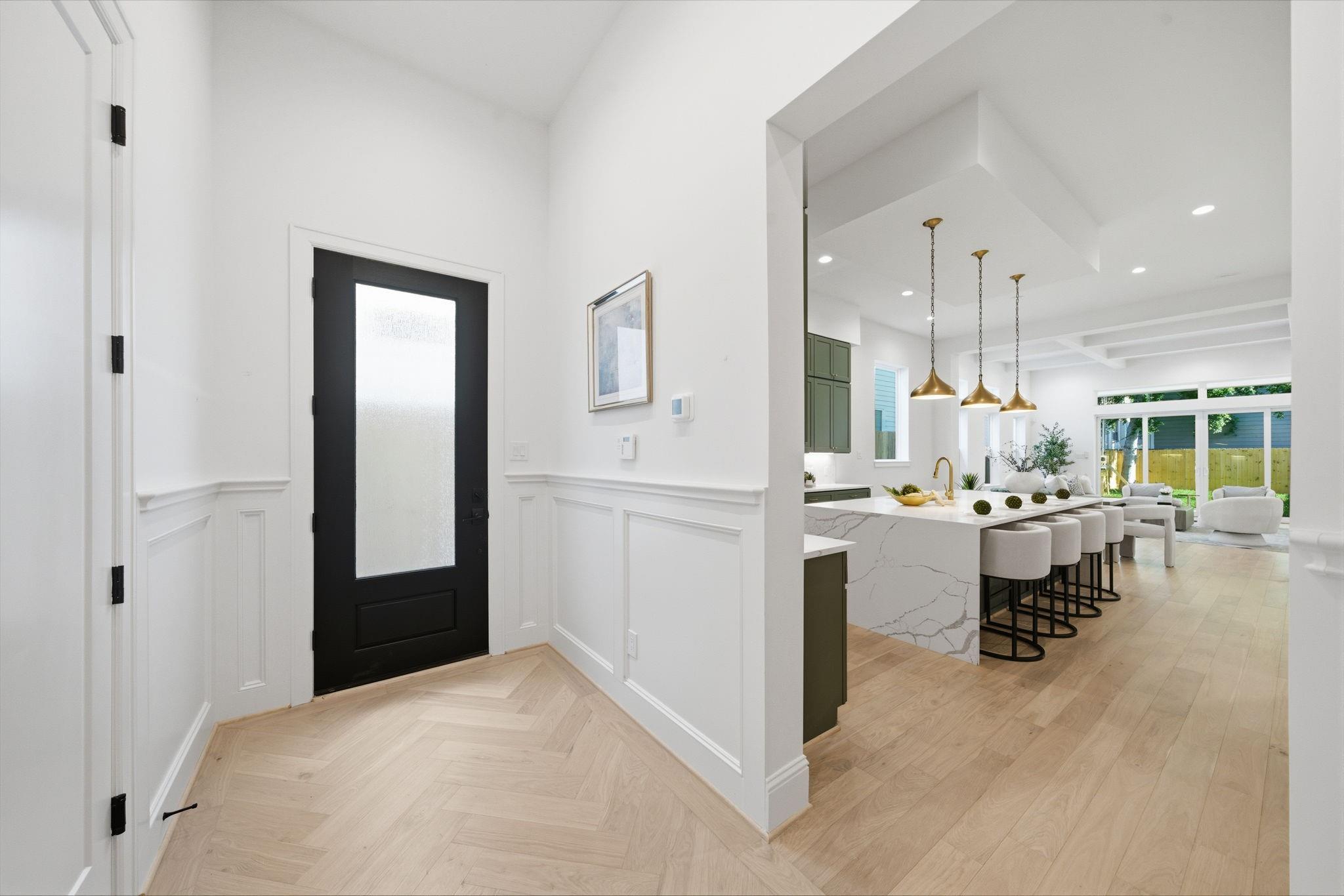 609 W 27th Street