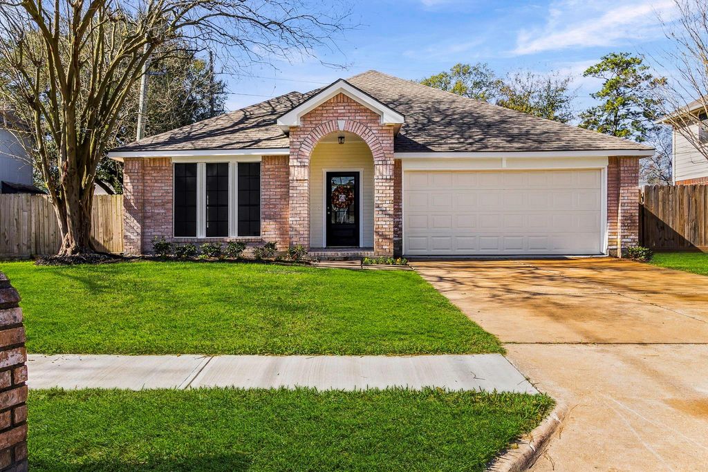 Photo of 18811 Sandia Pines Drive, Humble, TX 77346 (MLS # 27741590)