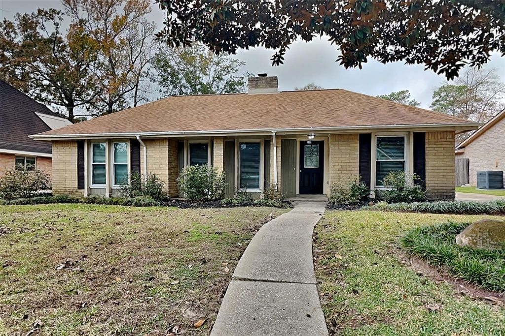 Photo of 3819 Honey Brook Drive, Houston, TX 77345 (MLS # 70670514)