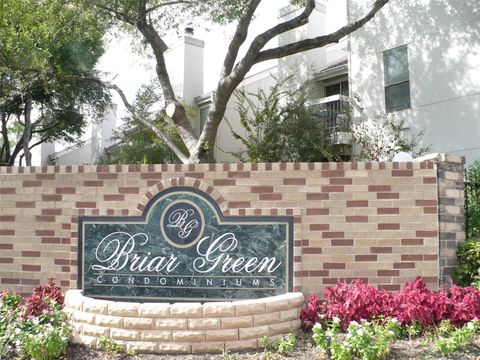 Photo of 7900 N Stadium Drive #256, Houston, TX 77030 (MLS # 86782063)