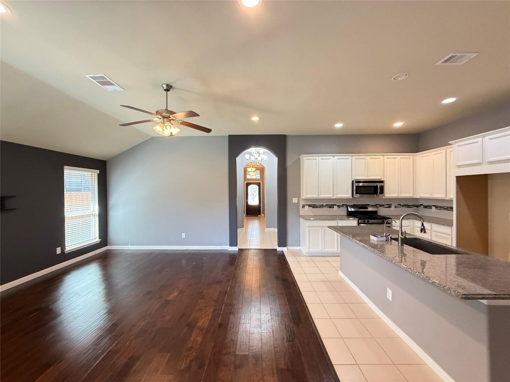 Photo of 18827 Providence Valley Trail, Richmond, TX 77407 (MLS # 17306724)