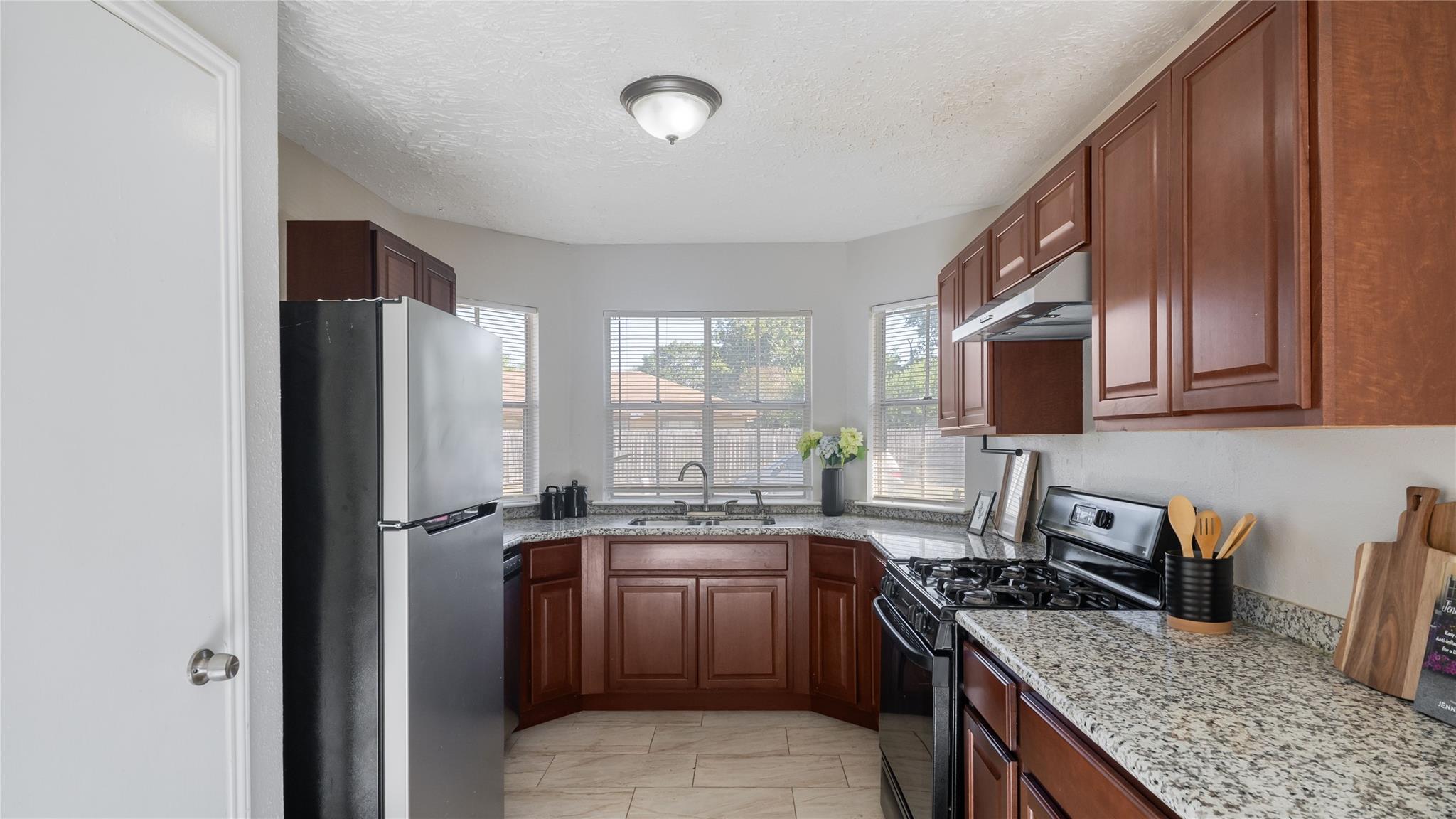 20627 Burwood Circle