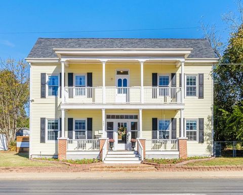 Photo of 407 E Alamo Street, Brenham, TX 77833 (MLS # 57538682)