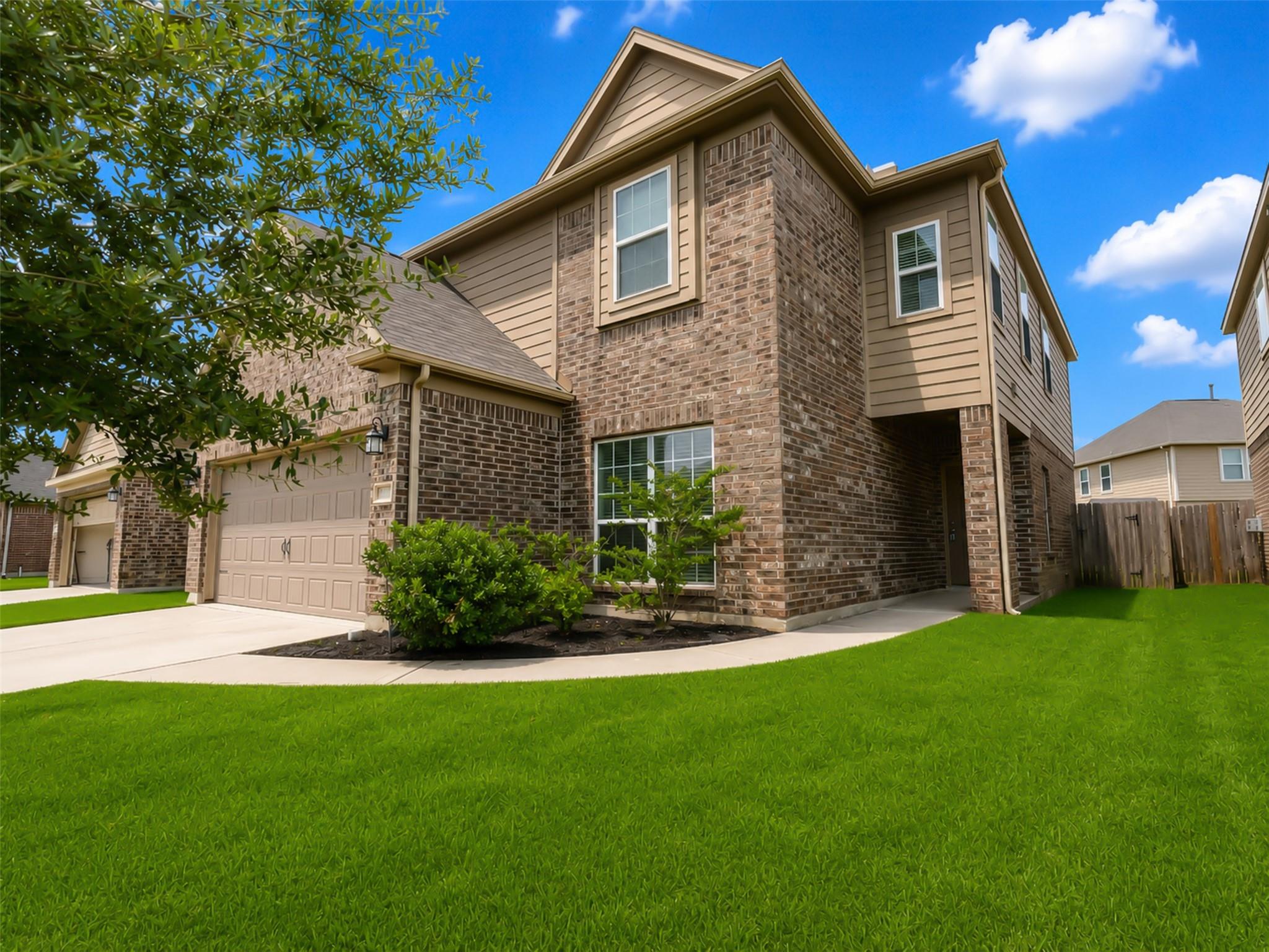 12215 Zenith Ridge Way