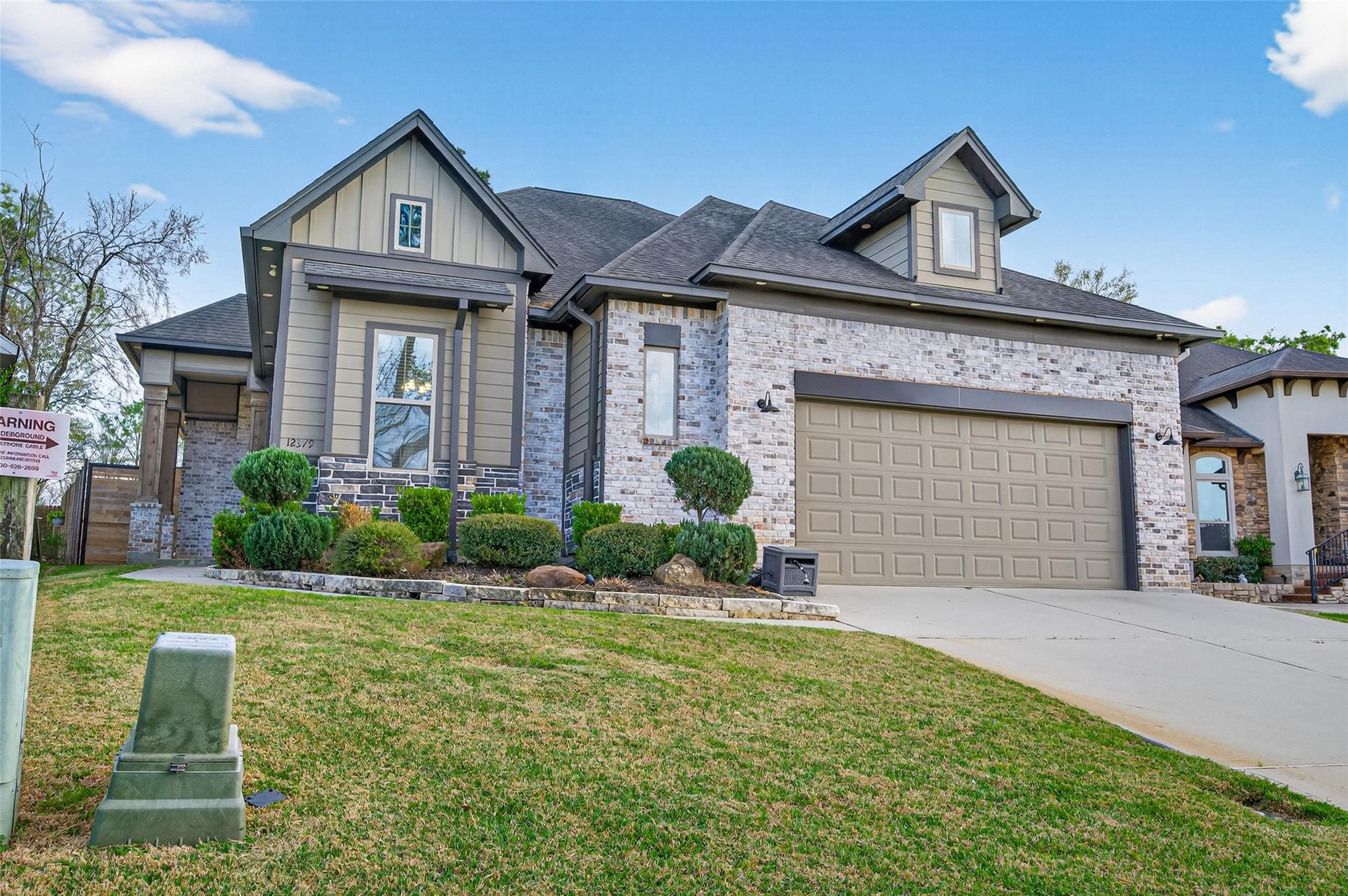 12379 Pebble View Drive