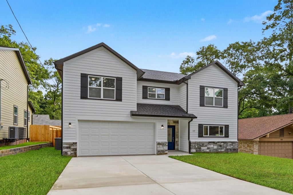 Photo of 117 Sun City Lane, Conroe, TX 77304 (MLS # 34132590)