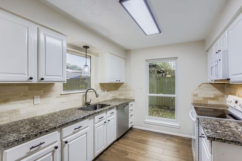 17706 Fife Lane Webster TX 77598