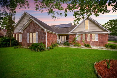 Photo of 15719 Baytree Dr, Houston, TX 77070 (MLS # 56821978)