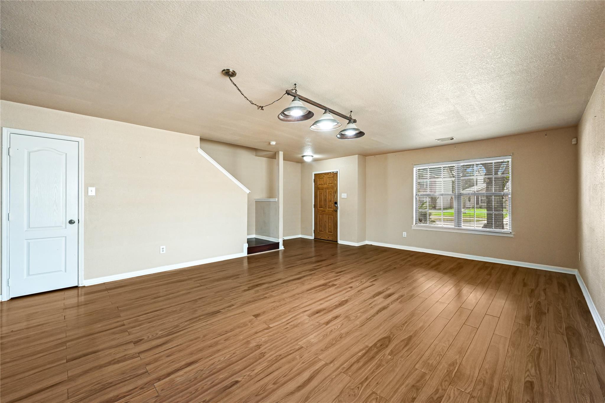 15822 Kings Cypress Lane