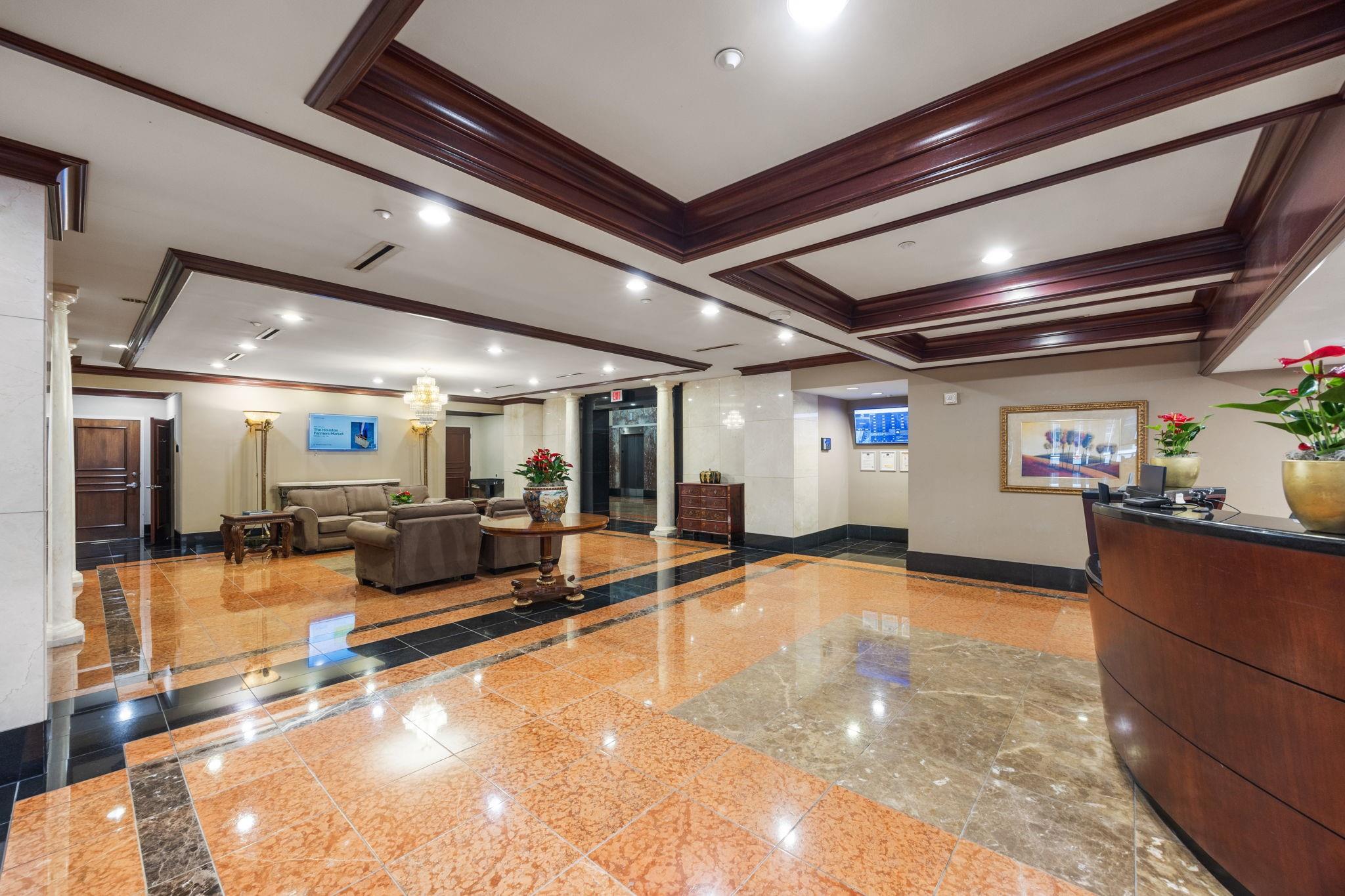 914 Main Street 1504