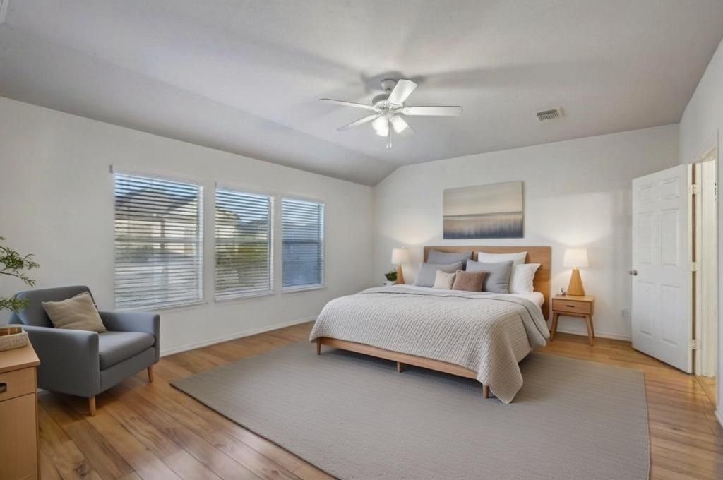 Photo of 1719 Redwing Pines Drive, Houston, TX 77009 (MLS # 33988860)