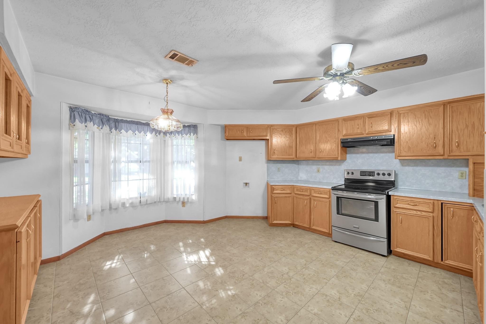15031 Conroe Bay Boulevard
