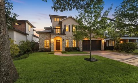 Photo of 1339 Du Barry Lane, Houston, TX 77018 (MLS # 68893547)