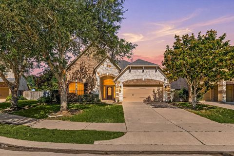 Photo of 4430 Red Oak Grove Court, Katy, TX 77494 (MLS # 44863767)