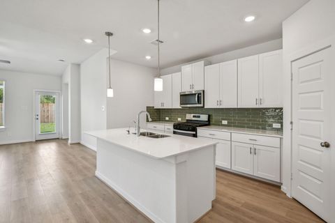 Photo of 6631 Castella Drive, Rosharon, TX 77583 (MLS # 72011417)