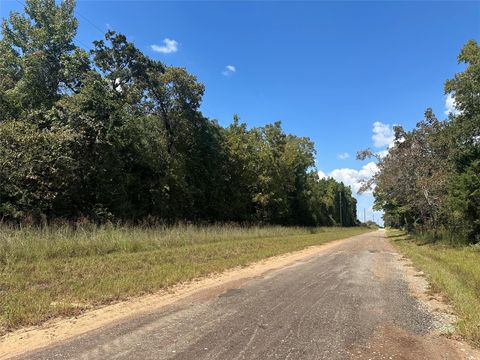 Photo of 2 Cr 219, Buffalo, TX 75831 (MLS # 75737381) Photo of 2 Cr 219, Buffalo, TX 75831 (MLS # 75737381)