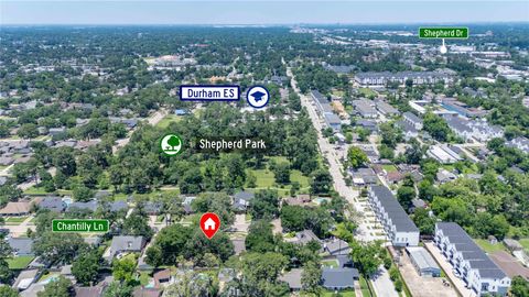 Tiny photo for 915 Chantilly Lane, Houston, TX 77018 (MLS # 82480983)