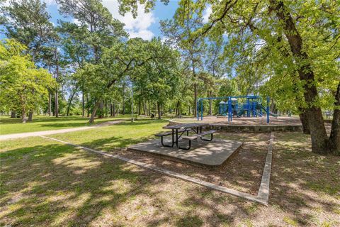 Tiny photo for 915 Chantilly Lane, Houston, TX 77018 (MLS # 82480983)
