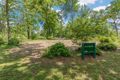 Tiny photo for 915 Chantilly Lane, Houston, TX 77018 (MLS # 82480983)