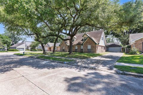 Tiny photo for 915 Chantilly Lane, Houston, TX 77018 (MLS # 82480983)