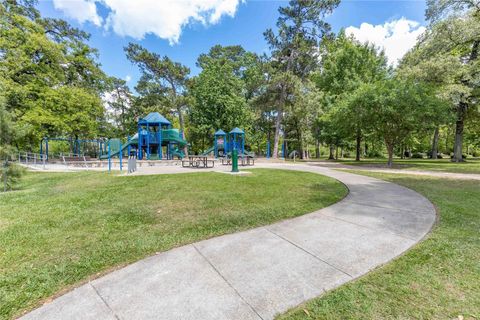 Tiny photo for 915 Chantilly Lane, Houston, TX 77018 (MLS # 82480983)
