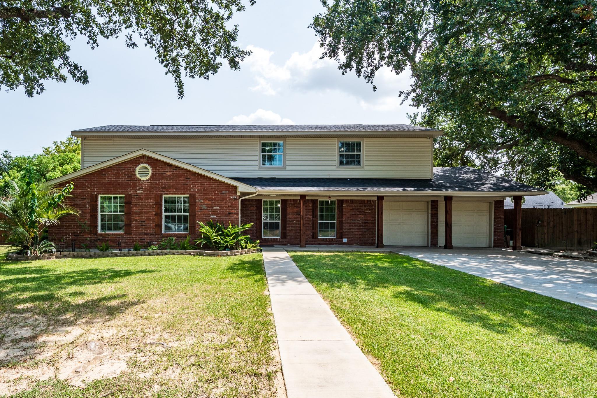 5007 Inverness Drive