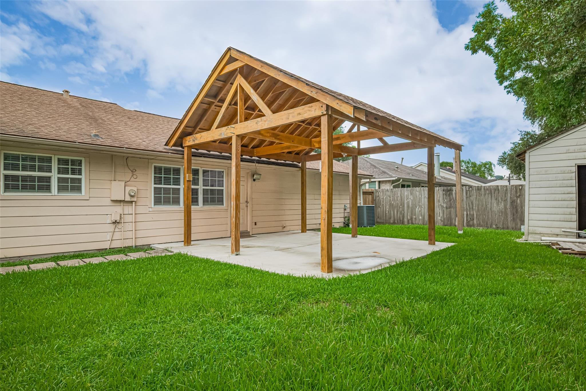 3714 Parkridge Glen Drive