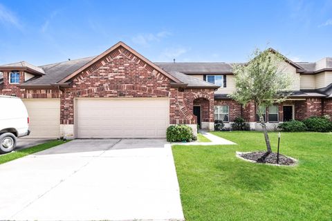 Photo of 12310 Maura Lane, Houston, TX 77044 (MLS # 34158431)