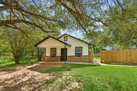 539 Anderson Street Sealy TX 77474