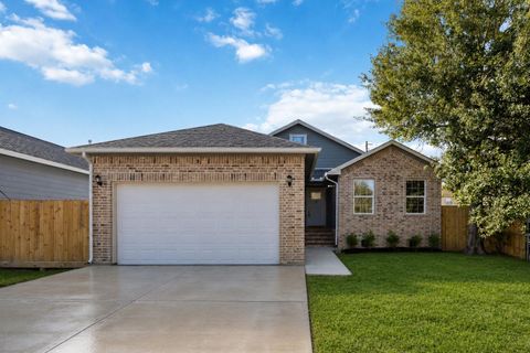 Photo of 3205 Nebraska Street, Baytown, TX 77520 (MLS # 31662473)
