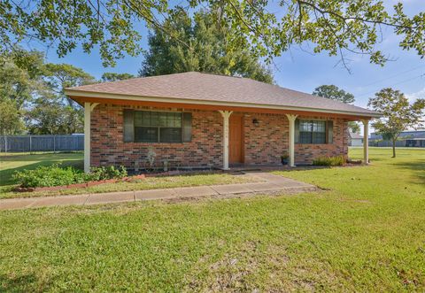 Photo of 5406 Avenue C, Crosby, TX 77532 (MLS # 18912670) Photo of 5406 Avenue C, Crosby, TX 77532 (MLS # 18912670)