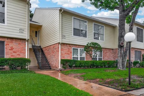 Photo of 14555 Wunderlich Drive #2904, Houston, TX 77069 (MLS # 97016345)