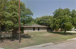 Photo of 1100 N Crockett, Cameron, TX 76520 (MLS # 66102642)
