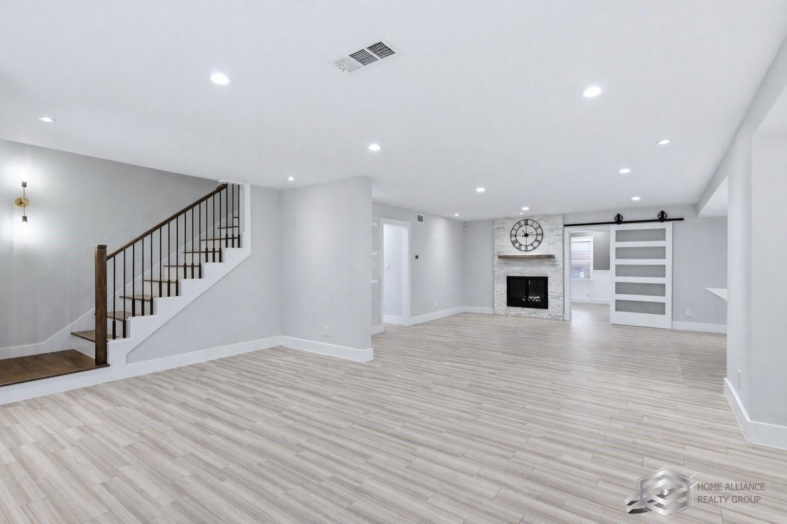 5951 Valkeith Drive
