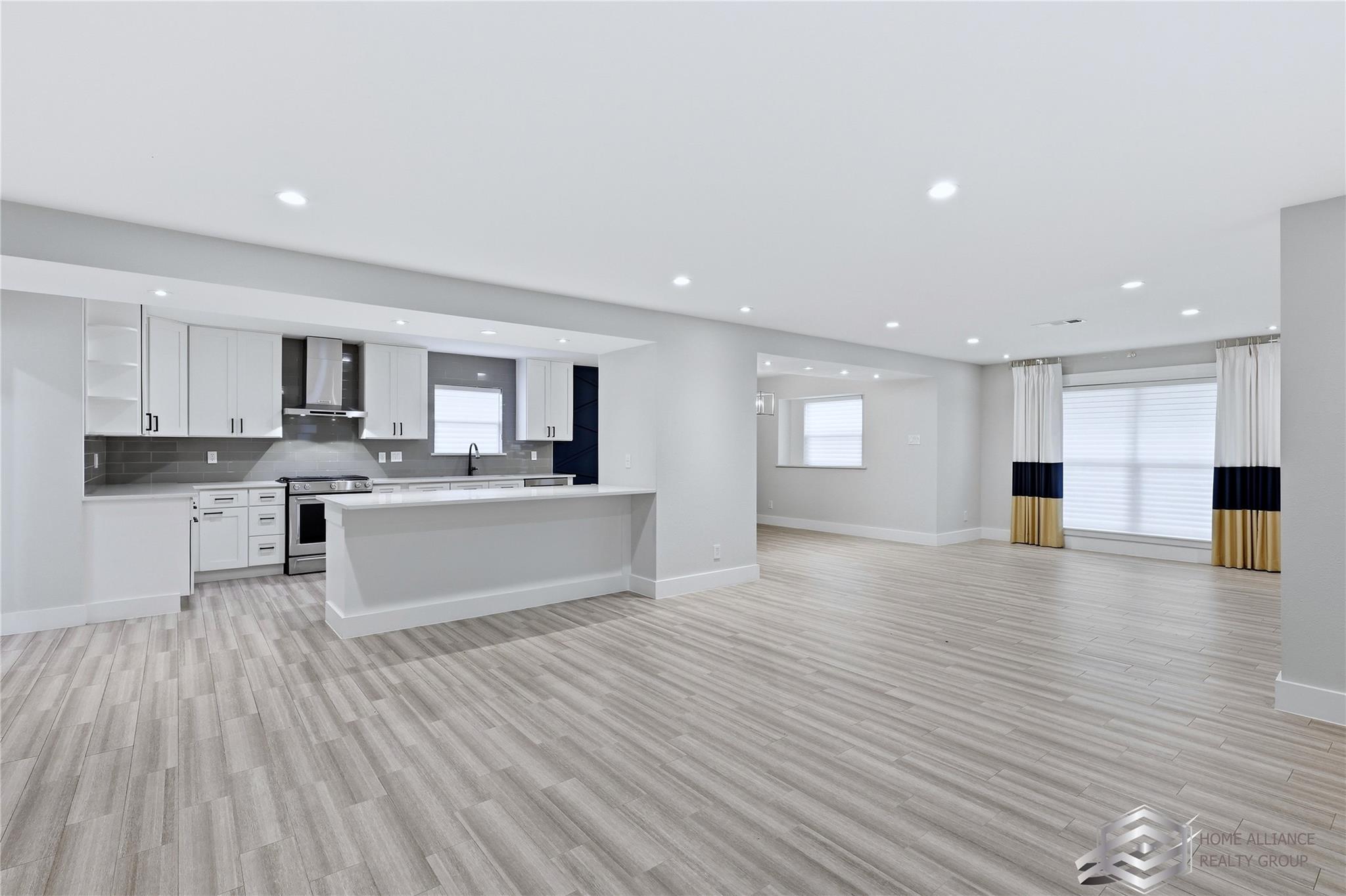 5951 Valkeith Drive
