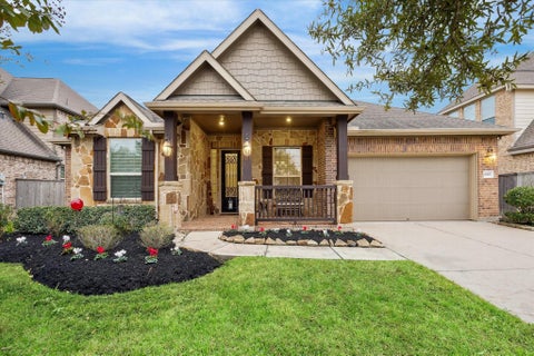 Homes For Sale - 6615 Cottonwood Crest Lane<br/> Katy, TX 77493