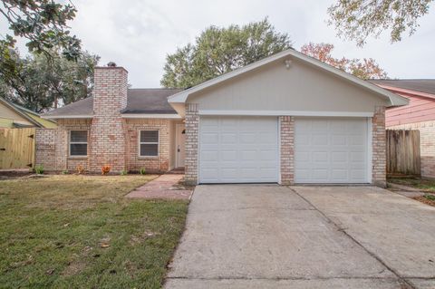 Photo of 4131 Lufborough Drive, Houston, TX 77066 (MLS # 38635101)