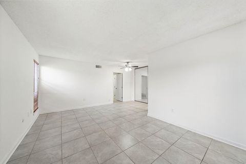 Photo of 711 Holiday Drive #75, Galveston, TX 77550 (MLS # 98427785)