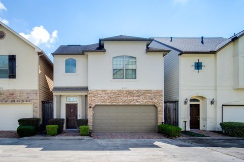 Photo of 9147 Lago Crest Drive, Houston, TX 77054 (MLS # 65942648)