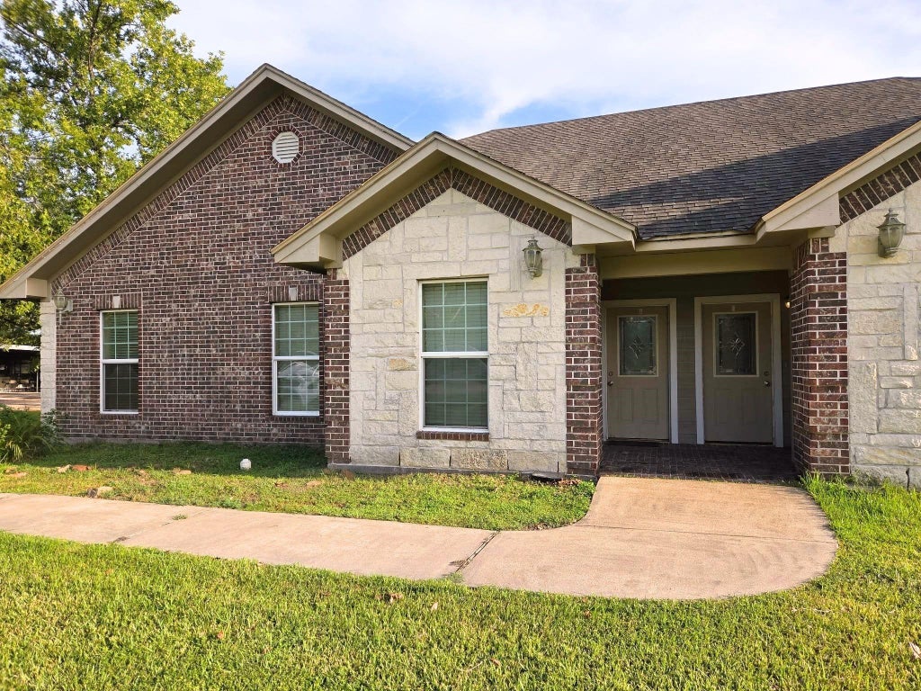 Photo of 928 Runneburg Road, Crosby, TX 77532 (MLS # 37968658)