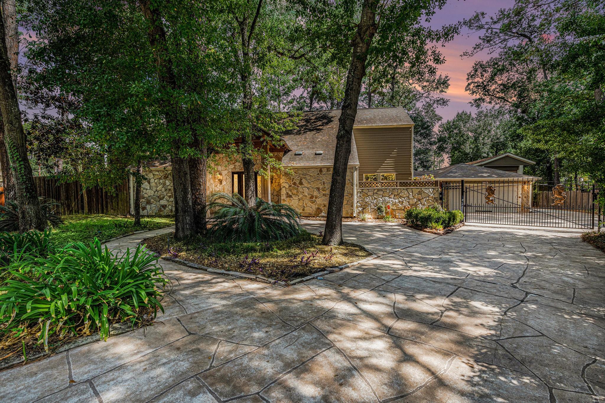 6107 River Mill Court