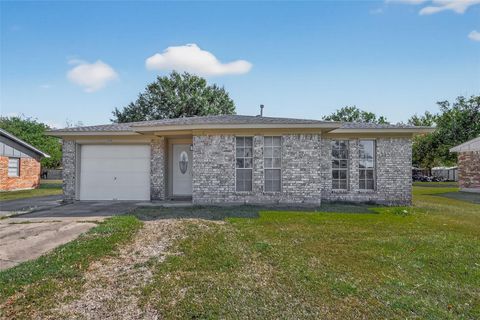 Photo of 408 Mahan Street, Wharton, TX 77488 (MLS # 4234399)